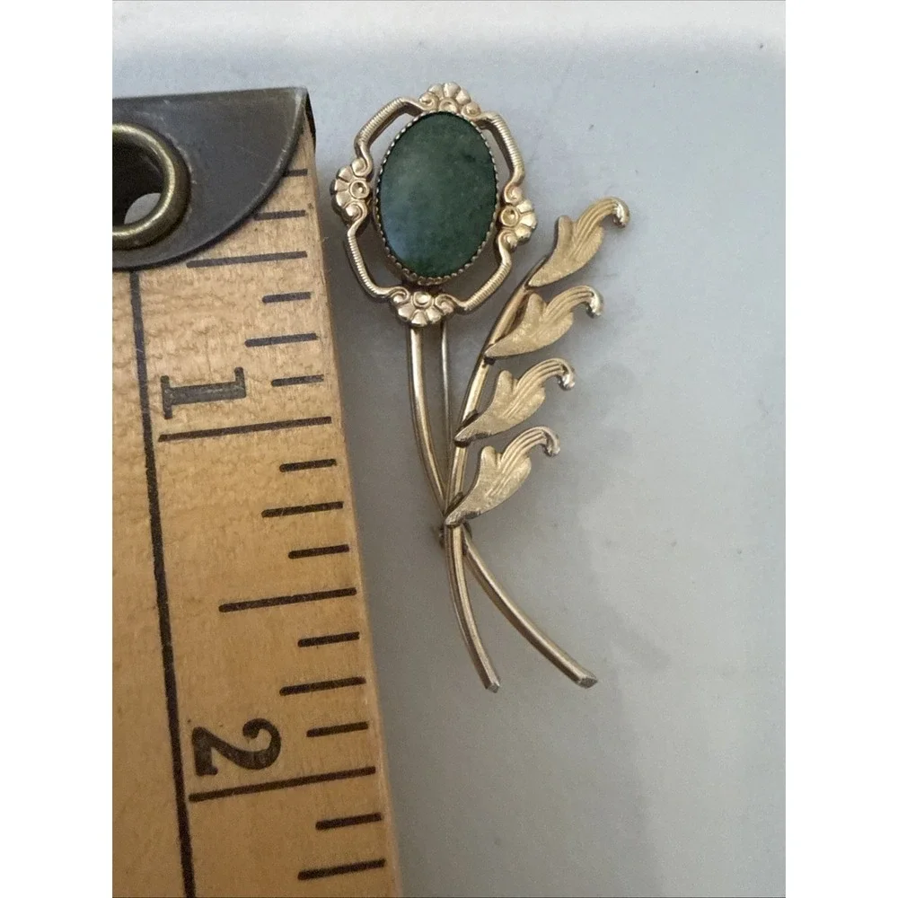 Vintage‎ 12KT Gold Filled Textured Leaf Floral Brooch Smooth Green Cabochon Gem